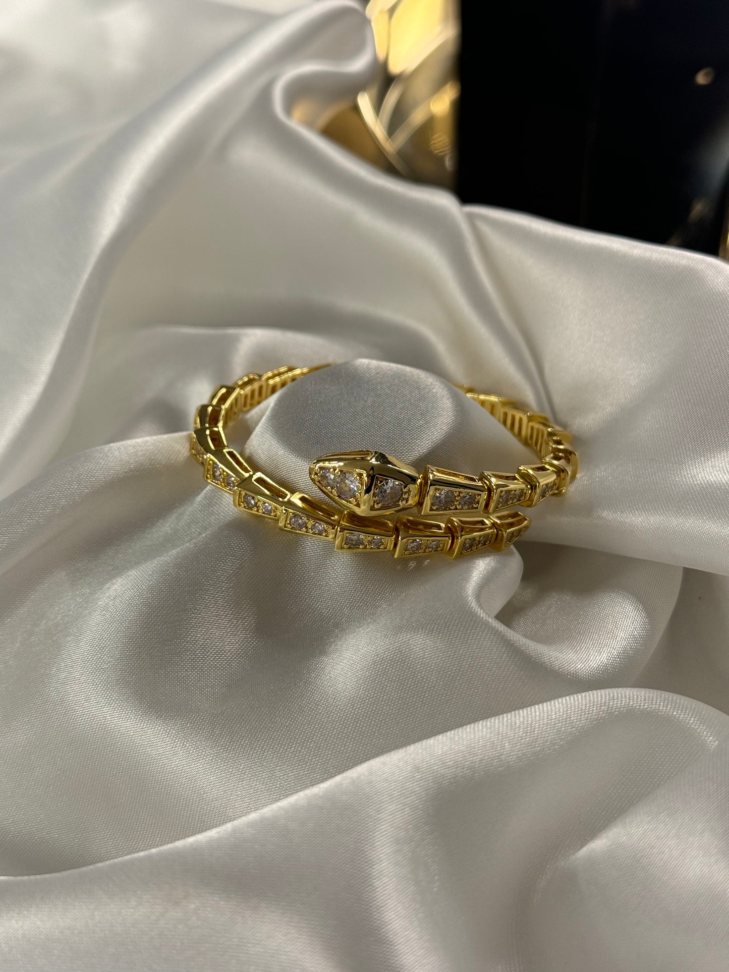 Inaya Armband